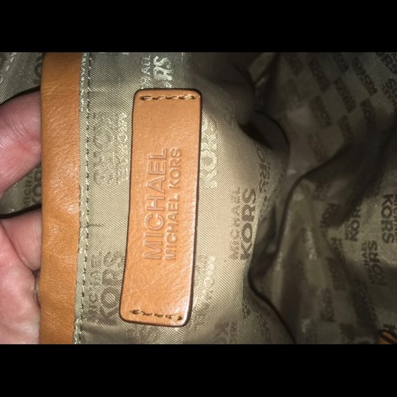 Michael Kors purse - Picture 5 of 5